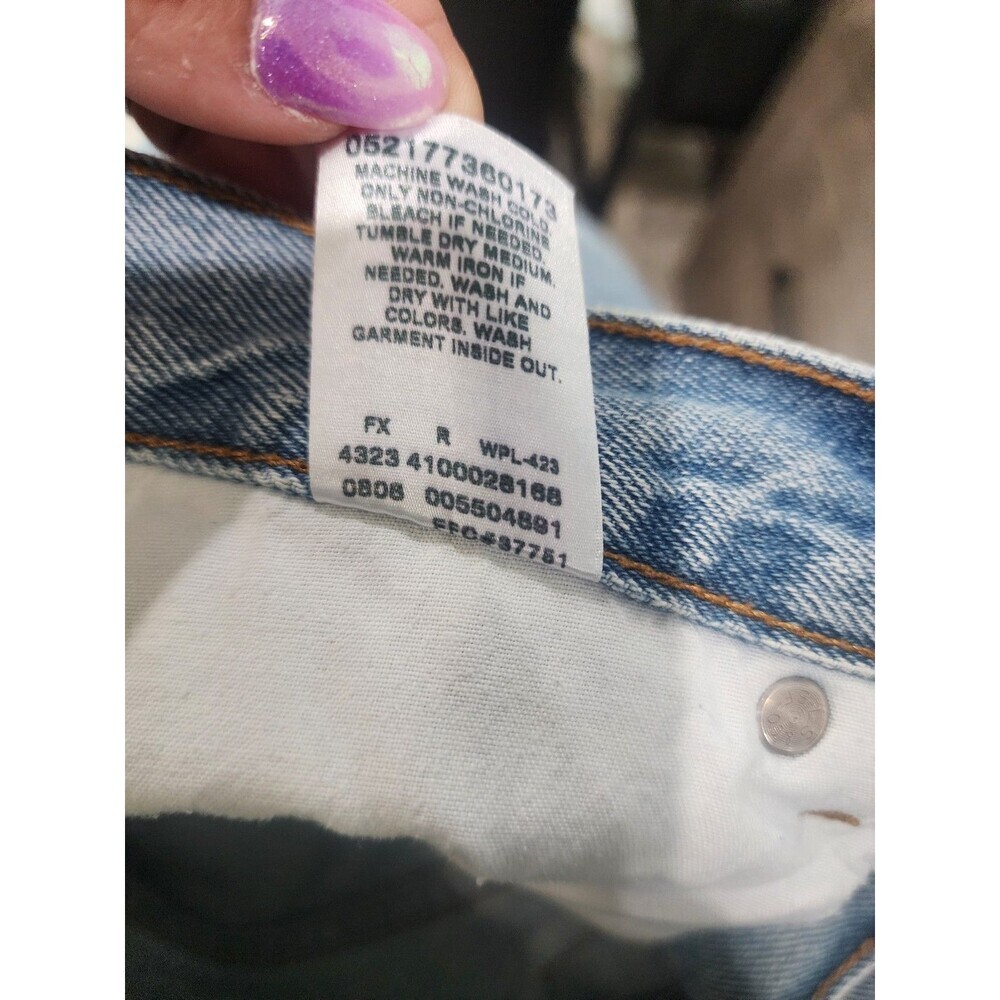 Levi's 550 Relaxed Fit Jeans Mens Size 42x30 Light Wash Denim Blue - Picture 7 of 10